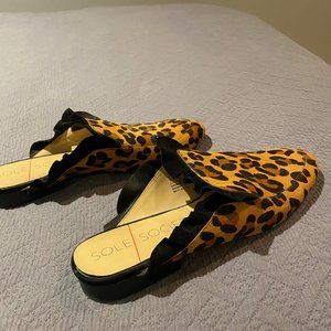 size 10 slides- animal print